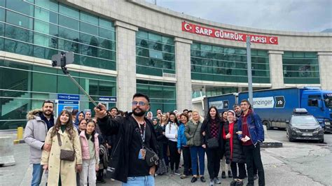 Sarp Sınır Kapısından bayram tatilinde 183 bin yolcu giriş çıkış yaptı