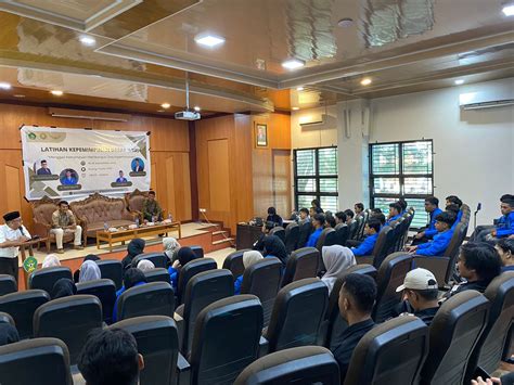 Dekan Fsh Uin Ar Raniry Buka Acara Lkd Mahasiswa Tingkat Fakultas