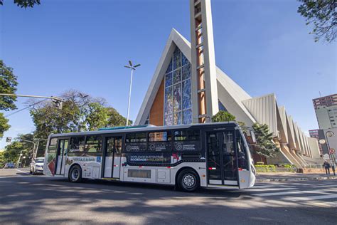 Scania testa em Londrina primeiro ônibus movido 100 a biometano