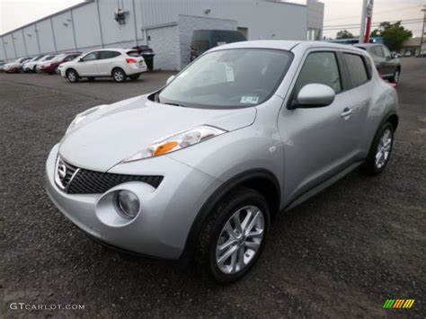 2013 Brilliant Silver Nissan Juke Sv Awd 83666367 Photo 3 Gtcarlot