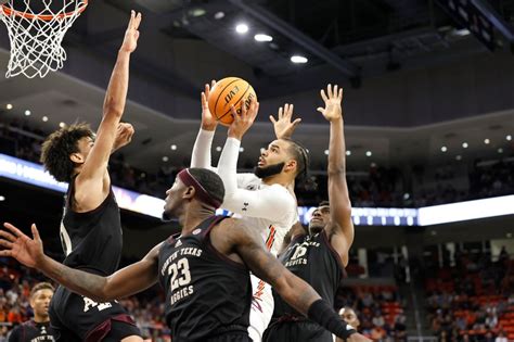 Auburn Basketball: Photos from Texas A&M upsetting the Tigers