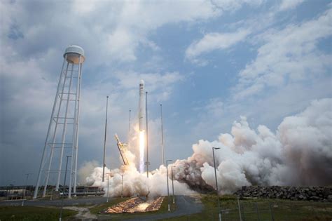 NASA’s rocket launch tonight: When you can see it in the night sky ...