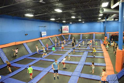 Sky zone trampoline park - lulidating