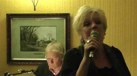 Georgia Yvonne Evans At The Griffins Head Mears Ashby Youtube