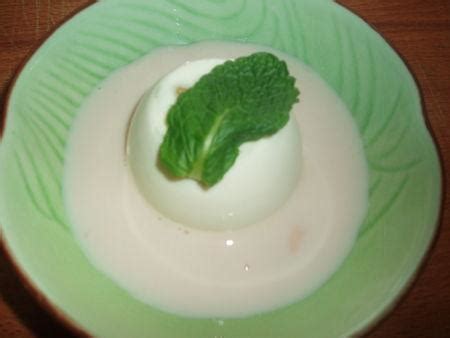 Panna Cotta Au Citron Vert Et La Menthe Accompagn De Sa Fausse