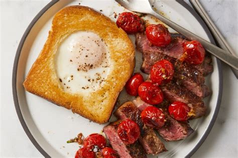 11 Of The Most Amazing Steak And Eggs Recipes