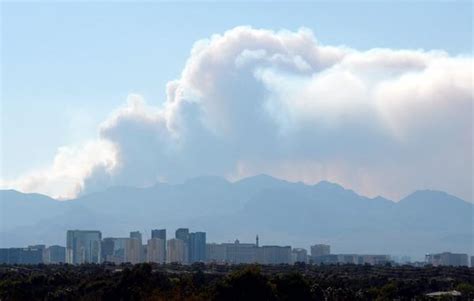 Las Vegas: Wildfire sparks air quality advisory, cancels fundraiser ...