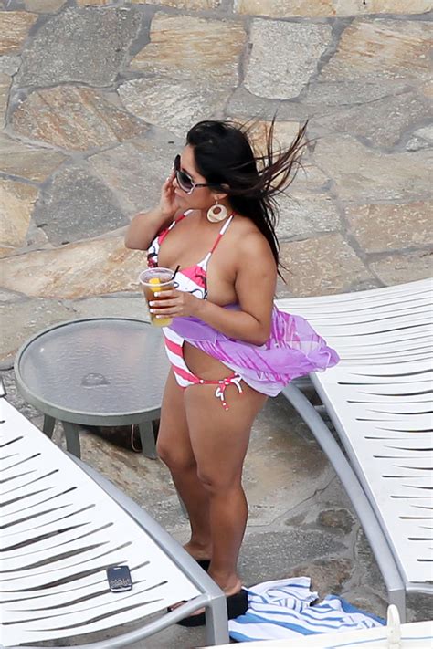 Snooki Bikini Candids In Hawai Gotceleb The Best Porn Website