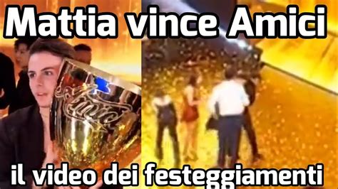 Amici Mattia Vince Amici Il Video Dei Festeggiamenti Youtube