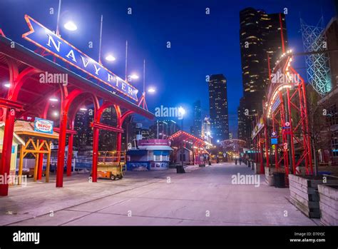 chicago city navy pier location  res stock photography  images alamy