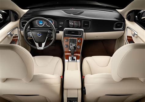 Volvo S60 Interior Car Body Design