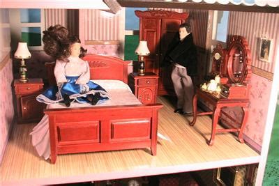 Melissa and Doug Large Victorian Dollhouse loaded with Furniture and ...