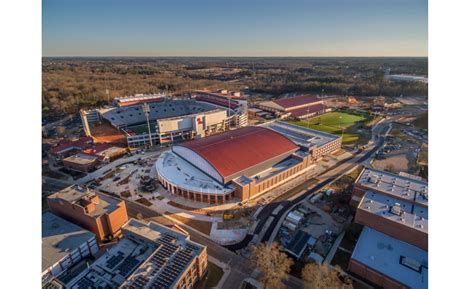 Ole Miss Basketball Arena The Pavilion Displays New Roof 2016 03 11