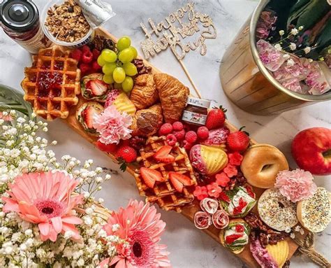 Best Mothers Day Brunch Ideas 10 Beautiful Tablescapes For Mom