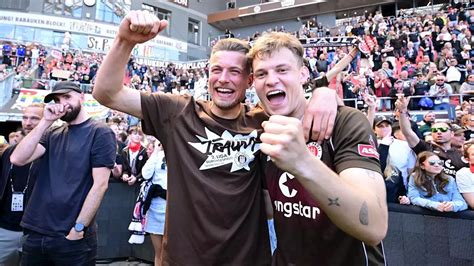 Zweite Bundesliga FC St Pauli Endlich Bundesliga Hauke Wahl Schafft