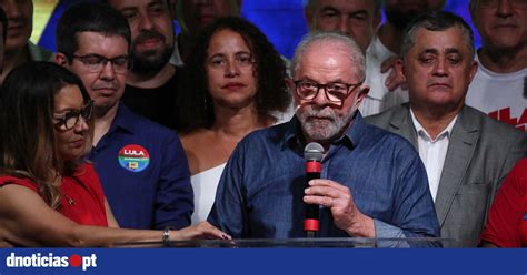 Partido de Lula da Silva diz que não é normal extrema direita insistir