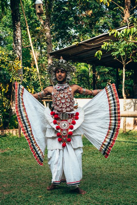 Letters from Sri Lanka - Kandyan dance, a unique example of Sinhalese ...