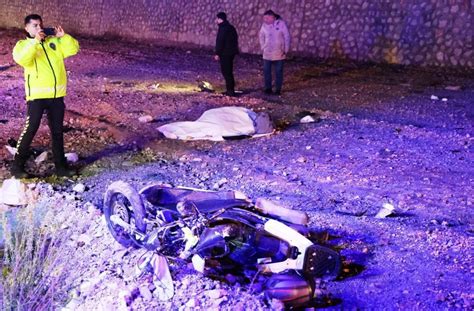 Bodrum da feci kaza Alkollü sürücünün çarptığı motosikletli genç kız