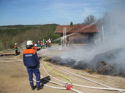 Brand landwirtschaftliches Anwesen in Schwarzhöfe Freiwillige