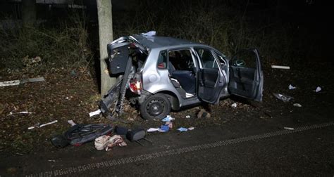 Dresdener Stra E Polizei Sucht Nach T Dlichen Unfall Zeugen