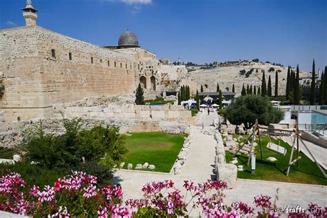 25 Famous landmarks in Israel – travel drafts