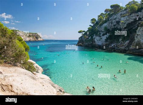 Cloud Clad Hi Res Stock Photography And Images Alamy