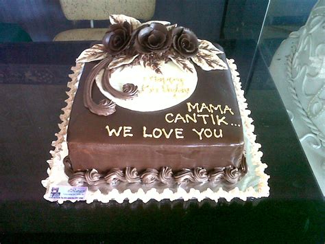 Galeri 8 Kue Anniversary Pernikahan Unik Yang Paling Favorit Alea