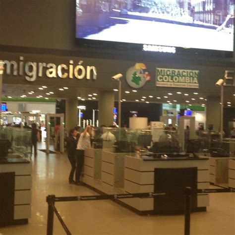 Migración Colombia Aeropuerto El Dorado 36 tips de 3174 visitantes