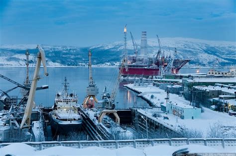 PanGeographic: Murmansk, the Great Arctic Port