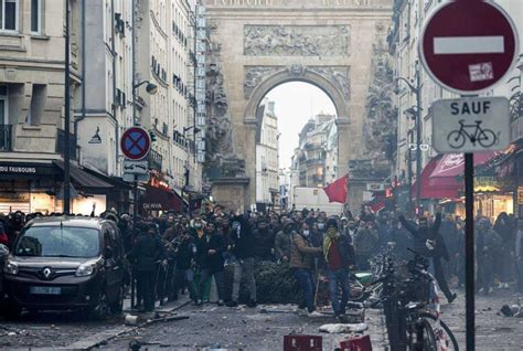 Terror Attack At Kurdish Center In Paris Leaves Three Dead Uca News