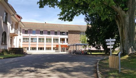 Raon l Etape Les personnels du collège Louis Pasteur tirent la