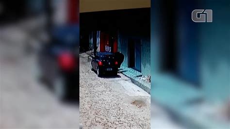 Vídeo mostra arrastão na casa de policial militar em Teresina Piauí G1