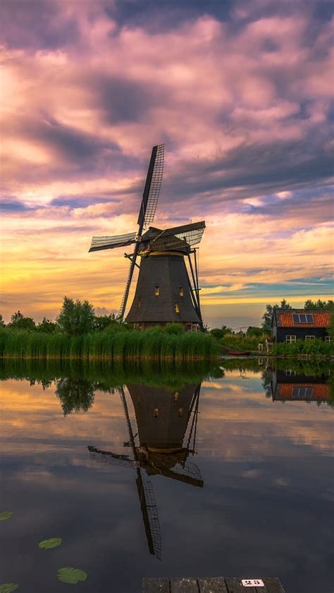 Wiatrak Nad Kana Em W Kinderdijk Tapeta Na Telefon