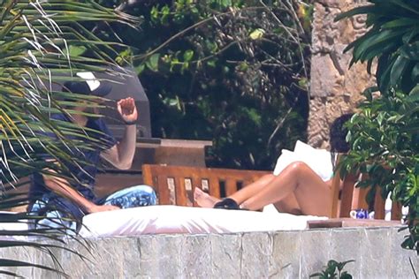 Rihanna Sexy Bikini Hot Celebs Home