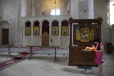 Kutaisi Bagrati Cathedral Iconostasis Around Tbilisi Pictures