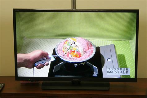 テレビの中のキャラクターが画面から飛び出して動き回る「飛び出すテレビ」 Gigazine