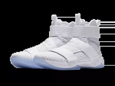 Nike LeBron Soldier 10 FlyEase