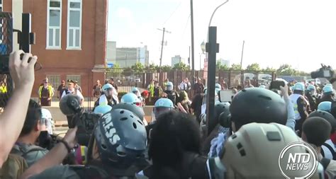 Pro Palestinian Protesters Demonstrate Outside Dnc Ntd