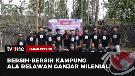 Relawan Ganjar Milenial Center Kerja Bakti Bareng Warga Desa Monggol