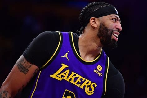 Lakers News Anthony Davis Named To Nba All Defensive First Team