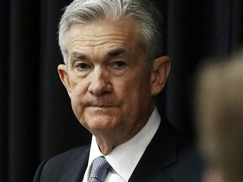 Powell sinaliza estar confortável nível atual dos juros nos EUA