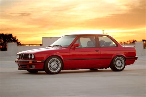 Pin by Edu Cos on BMW E30 RED in 2022 | Bmw e30, Bmw e30 coupe, Bmw 325