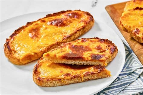 Welsh Rarebit - Vintage Recipes