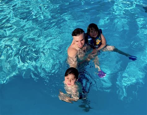Why Swimming Pools Create Happy & Healthy Families