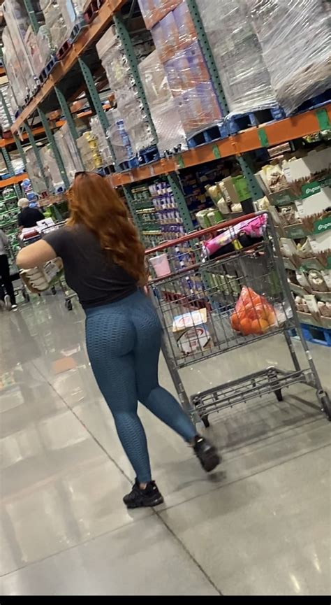 THICK LATINA AT COSTCO UFF Spandex Leggings Yoga Pants Forum