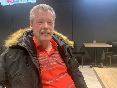 City holds public meeting about proposed sports entertainment centre