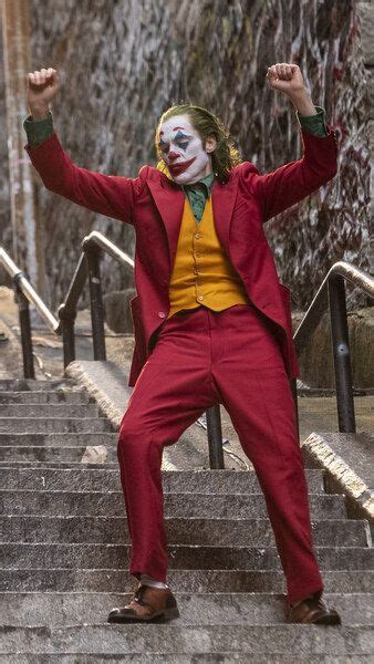 Joker Dancing 2019 Joaquin Phoenix 8k Hd Mobile Smartphone And Pc