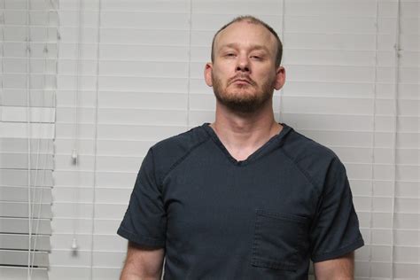 Recent Inmate Mugshots for Christian County Jail 9