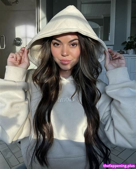 Steph Pappas Stephanie Pappas Moresteph Stephpappas Nude OnlyFans Photo The