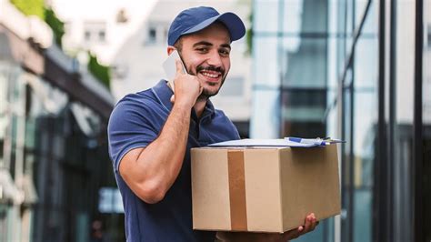 Strategies to expand your courier service business - Locate2u